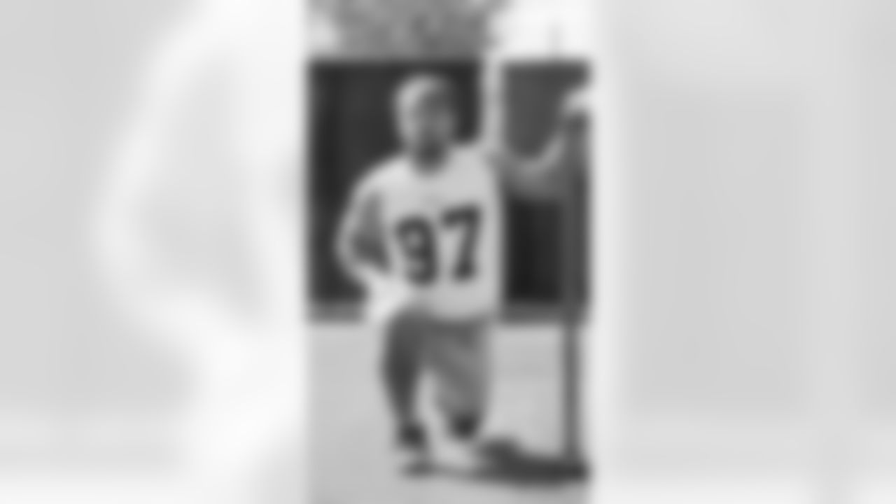 DL Nick Bosa