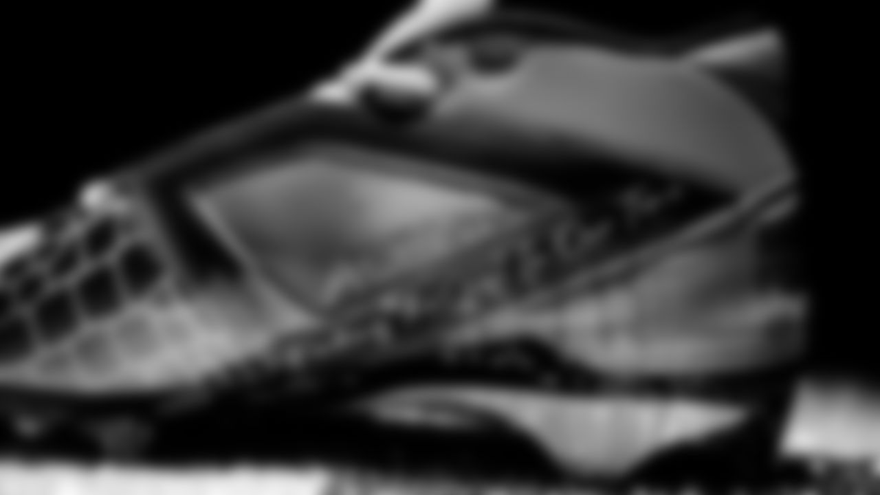 T Trent Williams - Saracoma Foundation