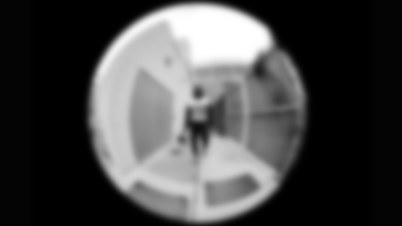 CB Darrell Luter Jr.