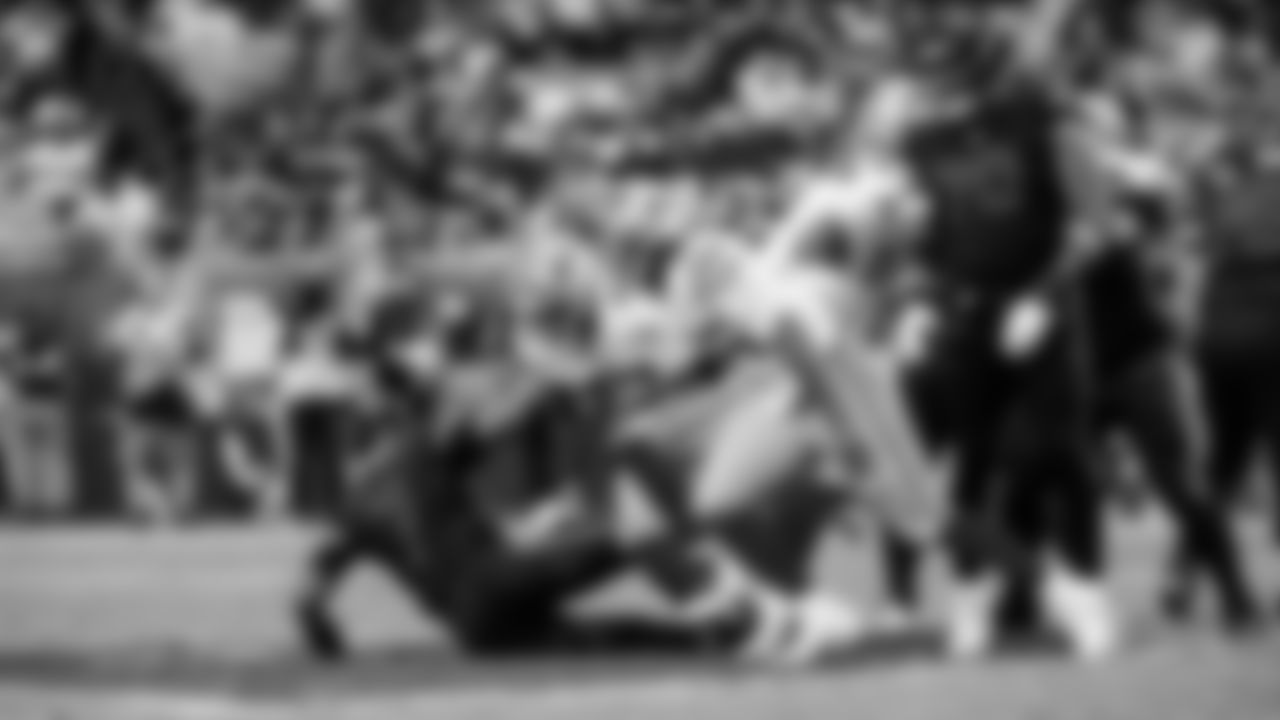 DL Bryce Huff, DL Keion White