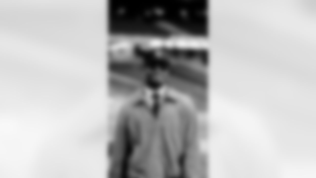 CB Darrell Luter Jr.