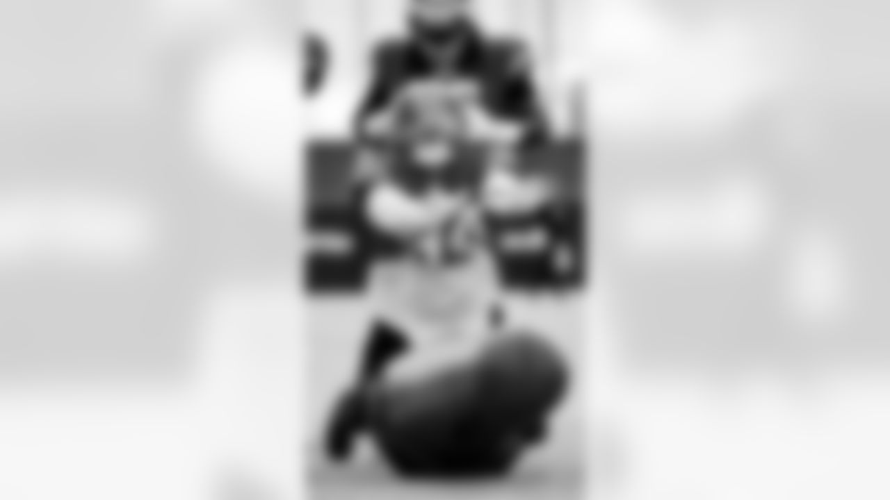 DL Yetur Gross-Matos