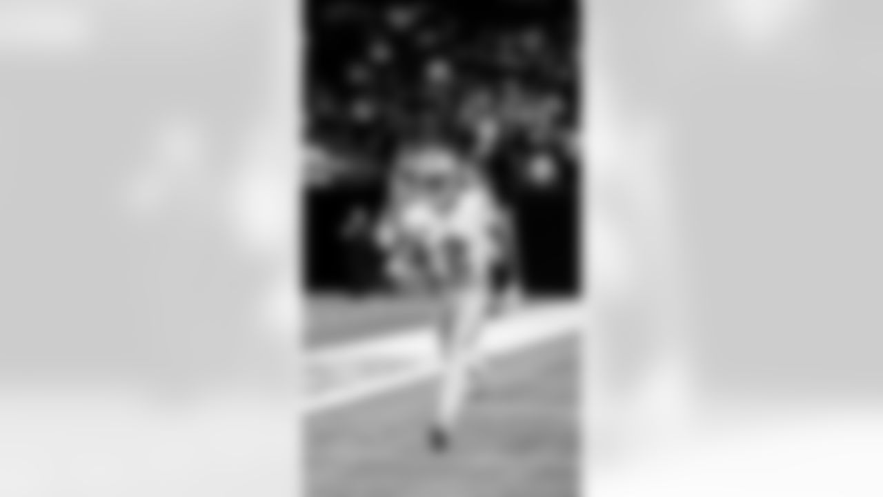 San Francisco 49ers 2025 Season: San Francisco 49ers vs Indianapolis Colts Monday, December 22, 2025 in Indianapolis, IN (49ers Photo)