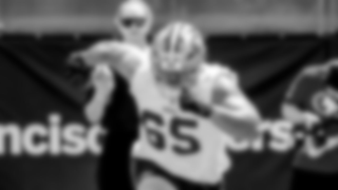 DL Sebastian Valdez