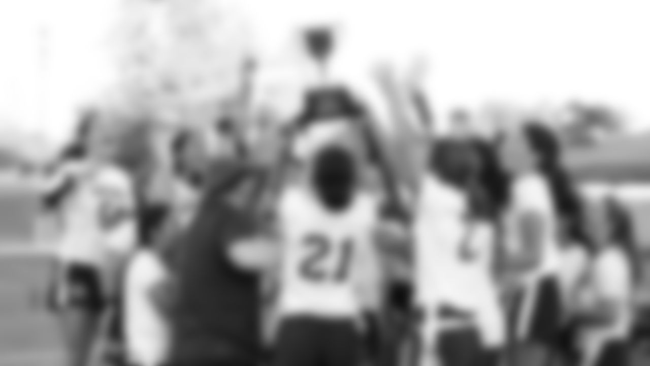 49ers FLAG Hosts a Takeover at Menlo School