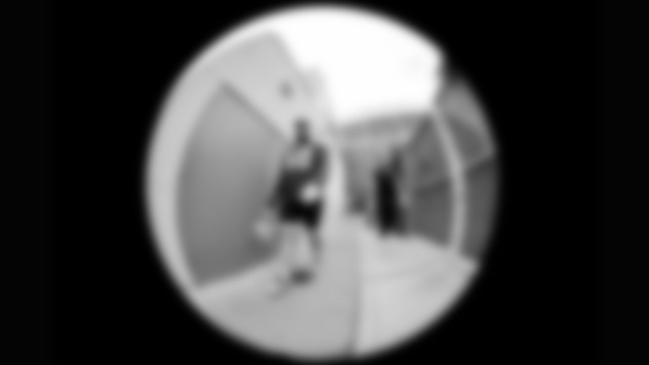 OL Colton McKivitz, OL Ben Bartch