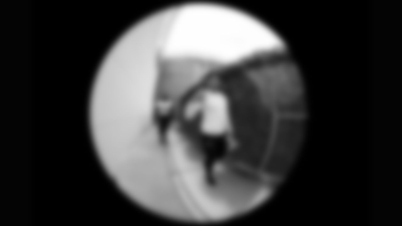 DL Sam Okuayinonu, RB Isaac Guerendo