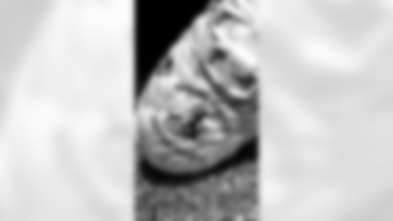 OL Dominick Puni - Humane Society