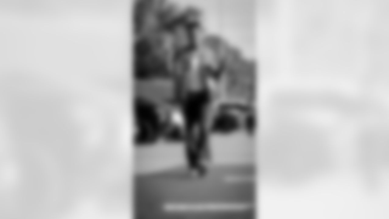 WR Demarcus Robinson