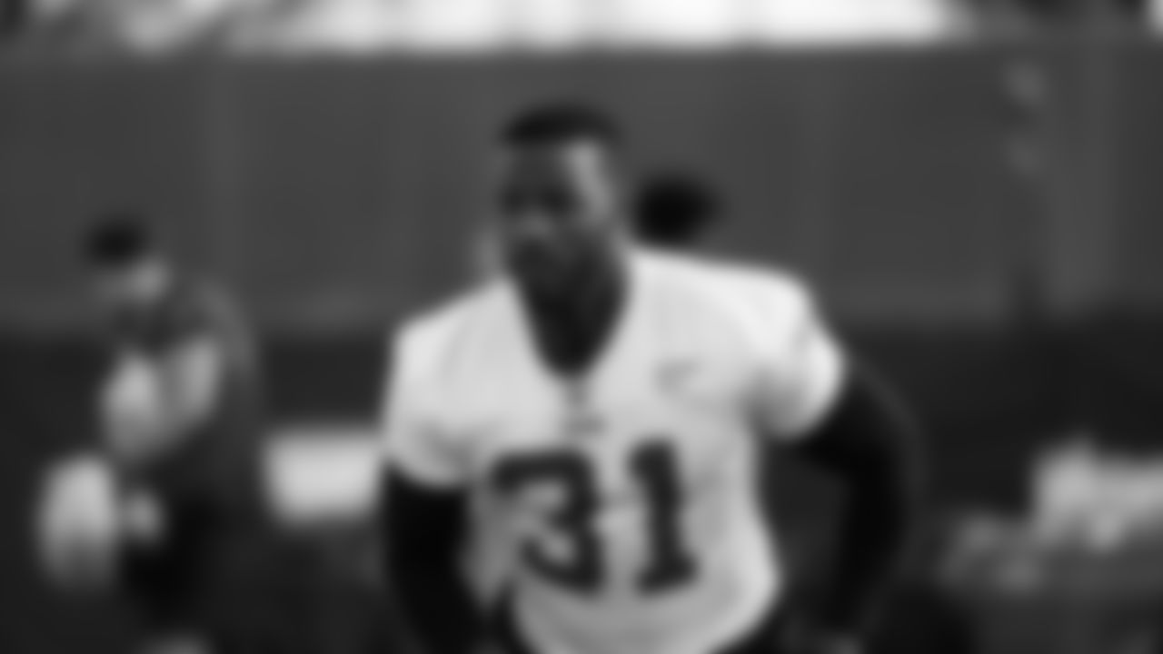 S Tashaun Gipson Sr.