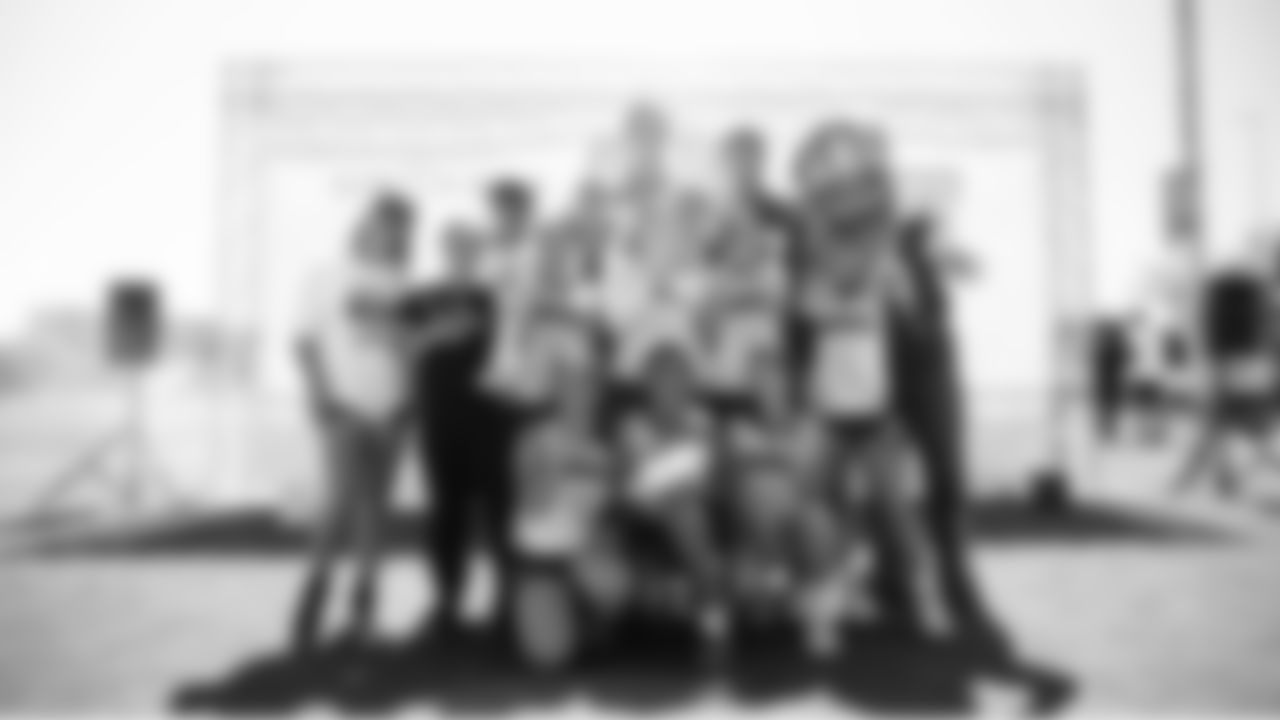 OL Alfredo Gutiérrez, OL Isaac Alarcón, Sourdough Sam