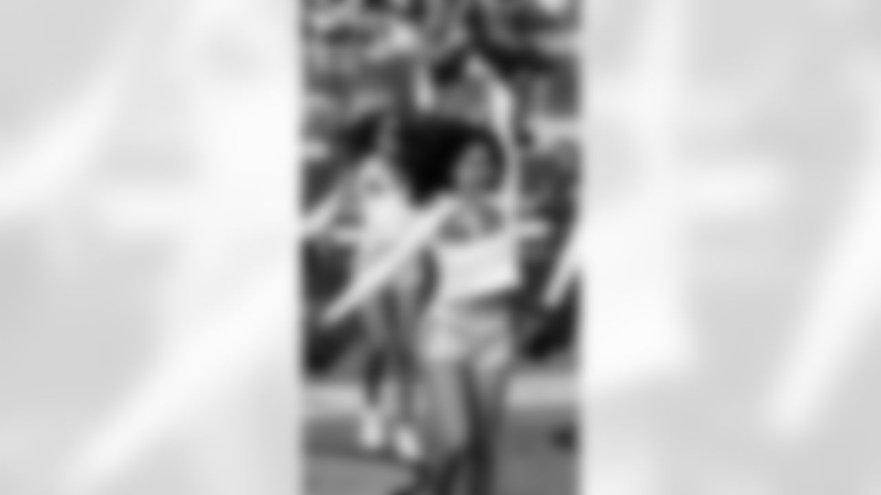 49ers Gold Rush Cheerleaders