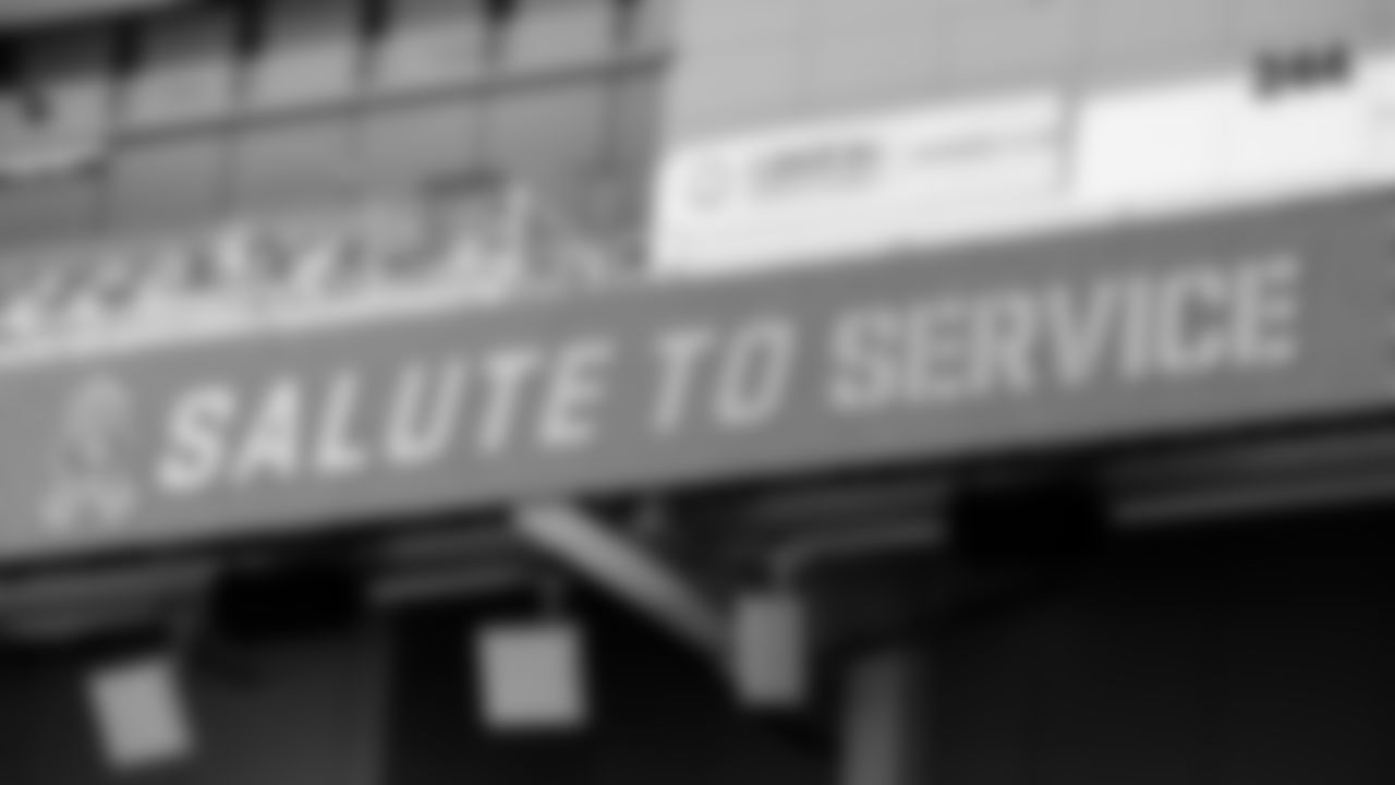 Gameday Tribute 🇺🇸: Rams vs. 49ers