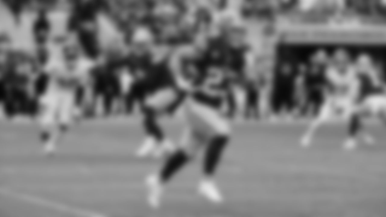 San Francisco 49ers 2025 Season: Tennessee Titans vs San Francisco 49ers Sunday, December 14, 2025 in Santa Clara (49ers Photo)