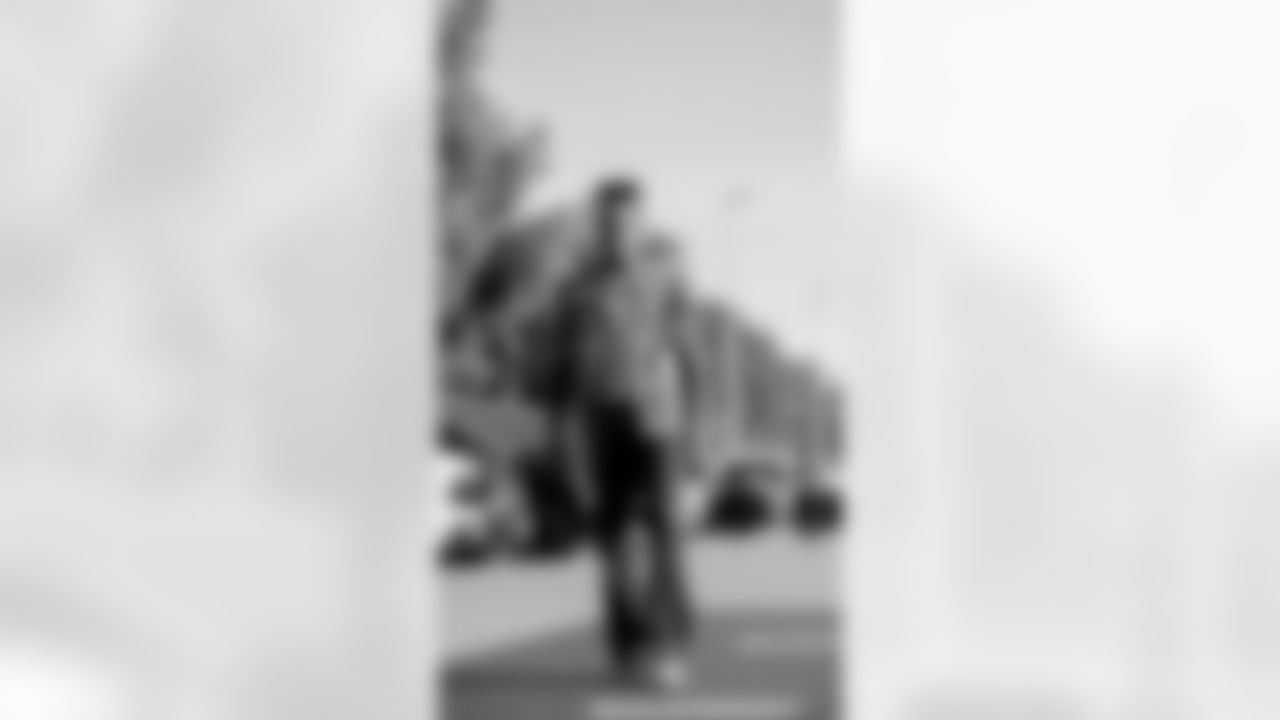 WR Demarcus Robinson