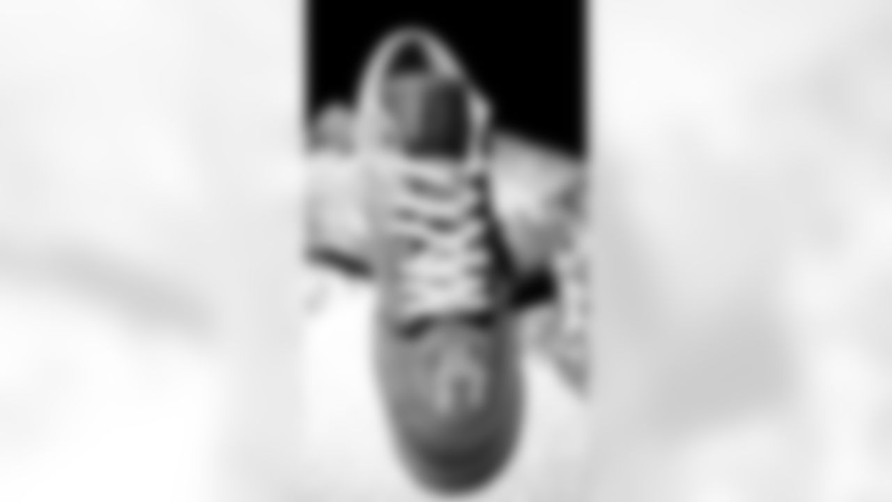 S Ji'Ayir Brown - Fresh Lifelines for Youth