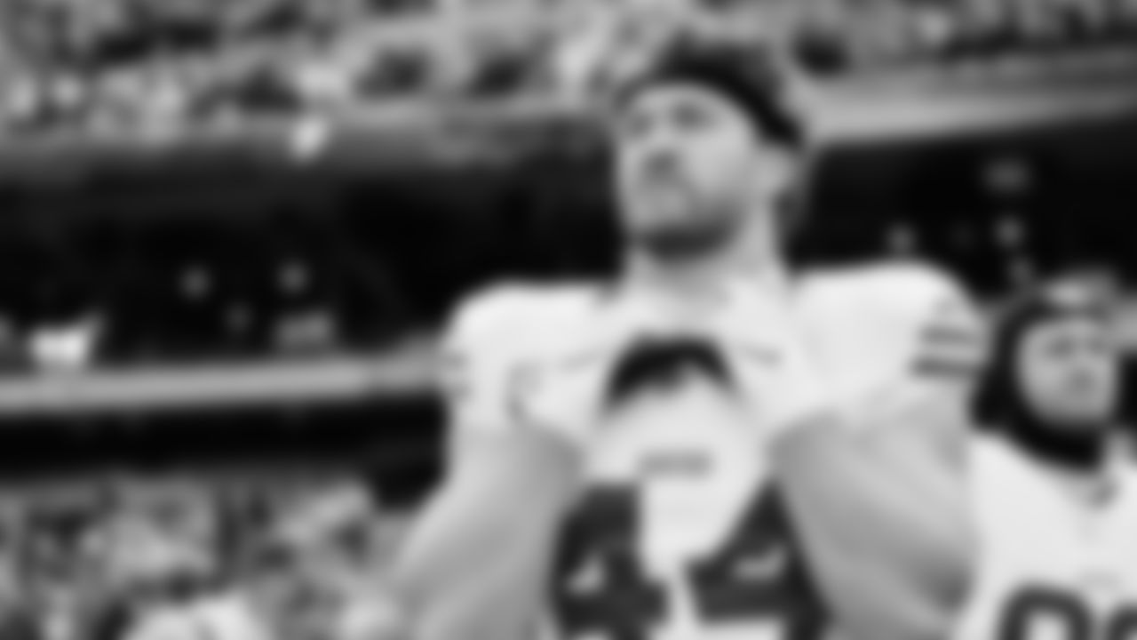 San Francisco 49ers 2025 Season: San Francisco 49ers vs Cleveland Browns Sunday, November 30, 2025 in Cleveland, OH (49ers Photo)