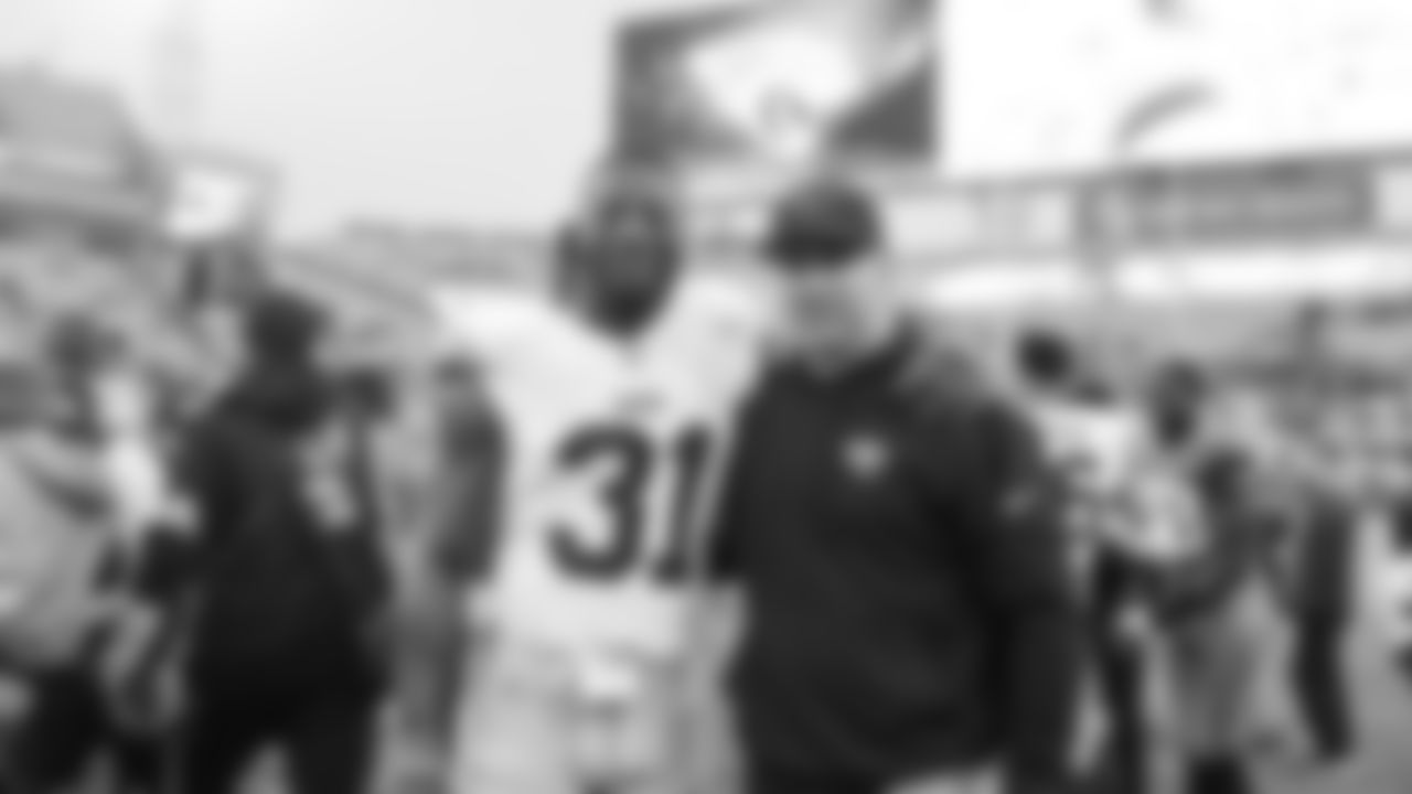 S Tashaun Gipson Sr.