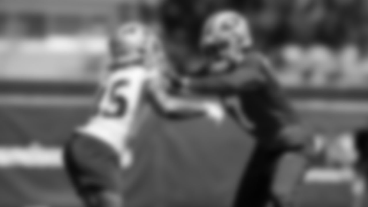 LB Nick Martin, WR Equanimeous St. Brown