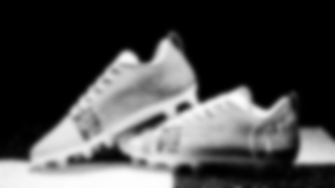 FB Kyle Juszczyk - National Breast Cancer Foundation