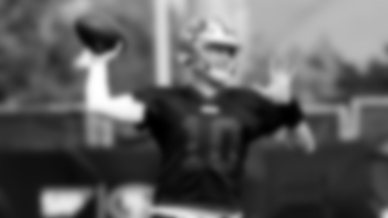 QB Mac Jones
