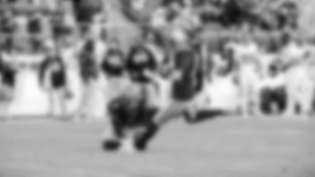 P Thomas Morstead, K Eddy Piñeiro