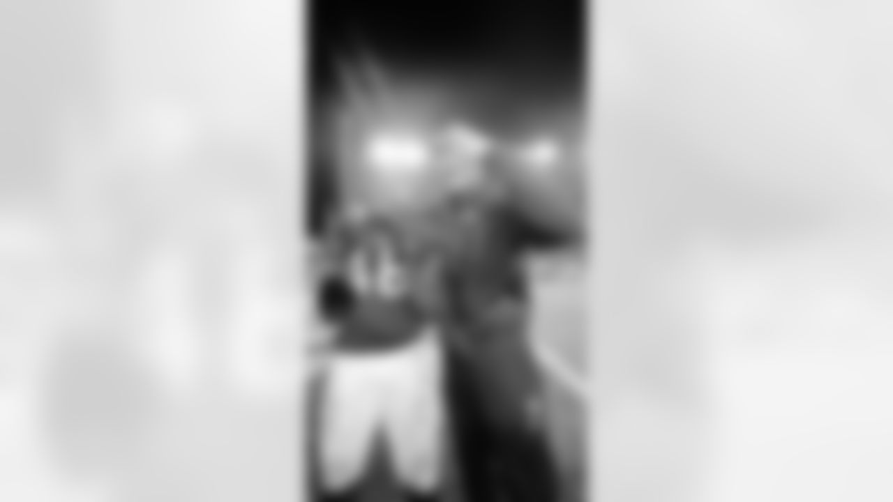 LB Tatum Bethune, LB Fred Warner