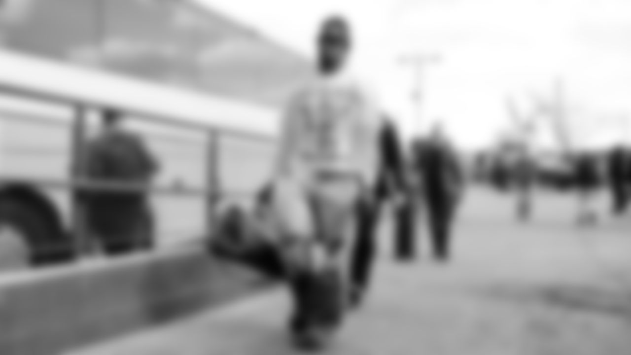 CB Darrell Luter Jr.