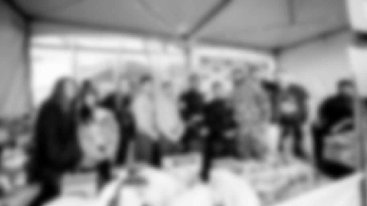 TE George Kittle, TE Jake Tonges, FB Kyle Juszczyk