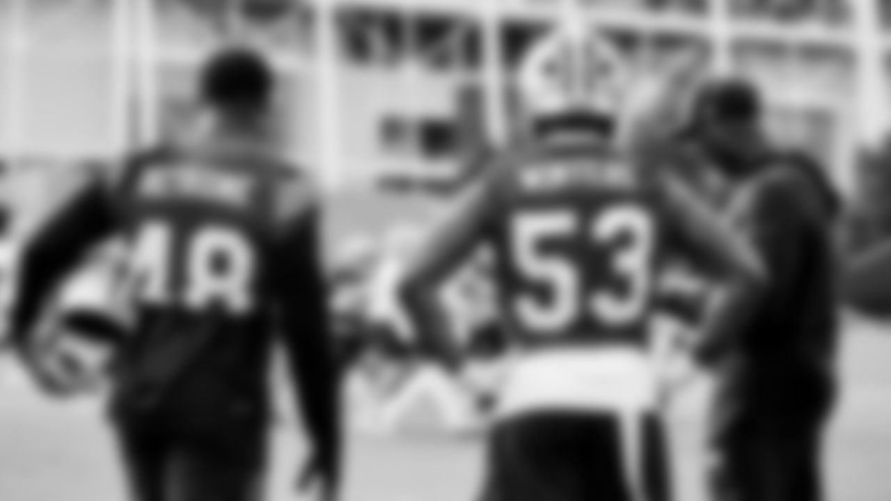 LB Tatum Bethune, LB Dee Winters