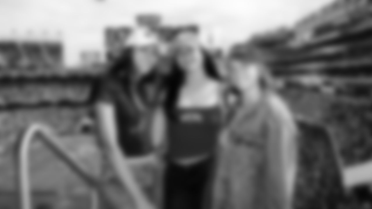 Leah Freeman, Hannah Bebar, Joelle Anderson (Bay FC)