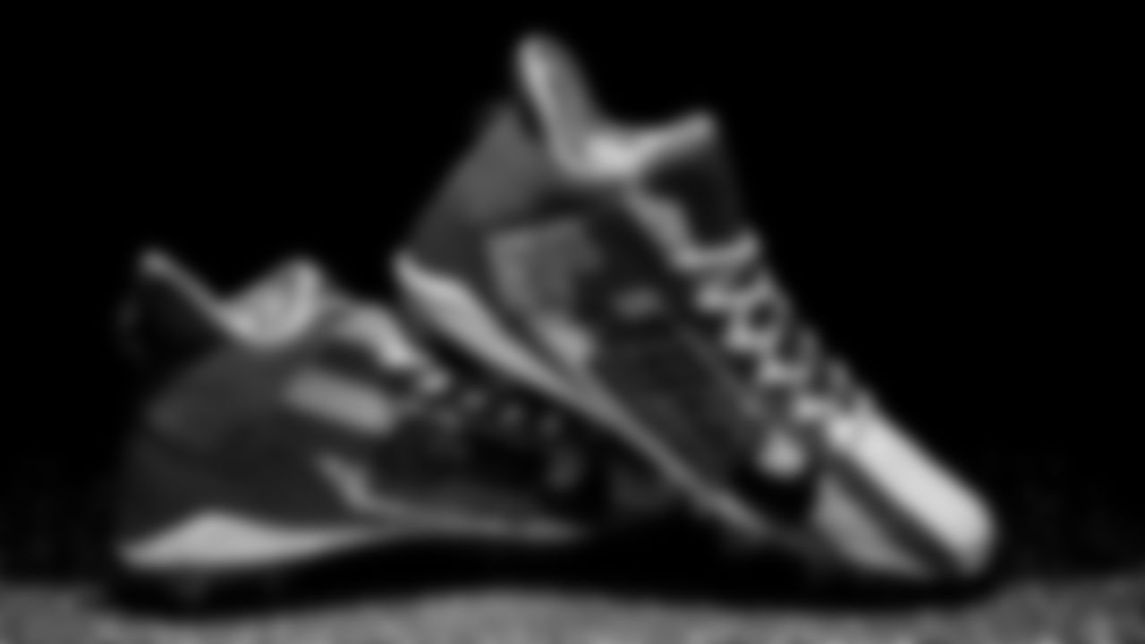 WR Jauan Jennings - 49ers Foundation