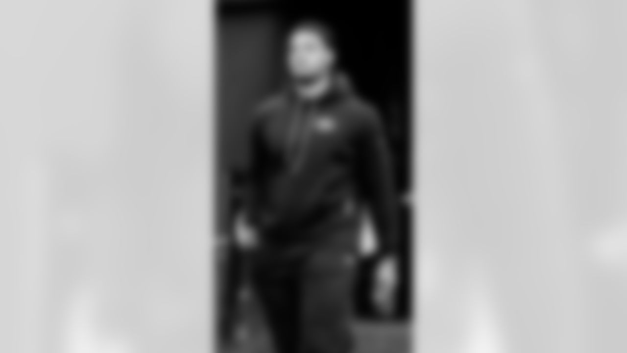 DL Yetur Gross-Matos