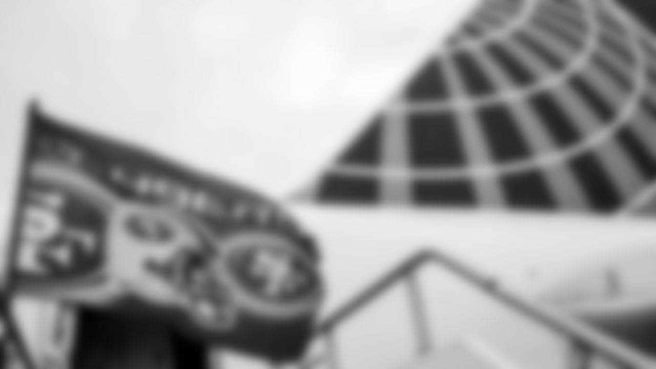 49ers Players Travel to Indianapolis for Week 17 vs. Colts