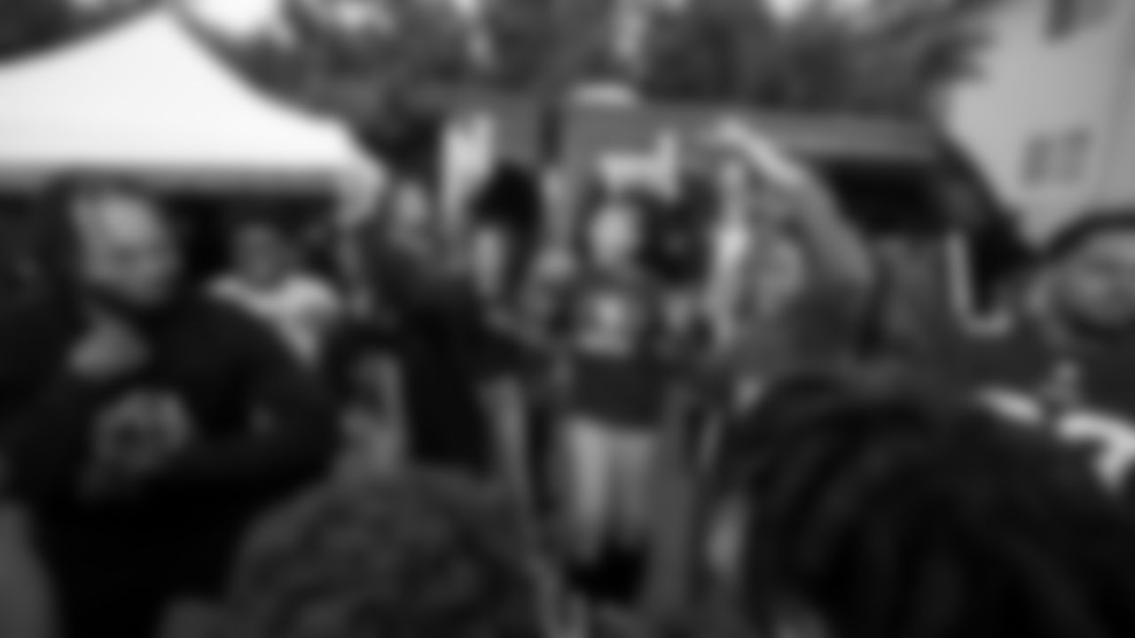 Curtis Robinson Hosts "A Cut Above" Wellness Event for Kids' Health & Vision