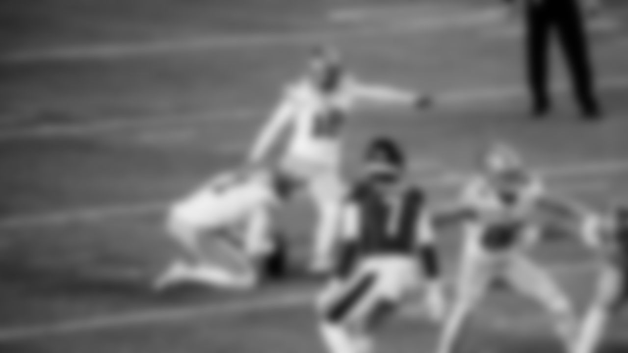 P Thomas Morstead, K Eddy Piñeiro