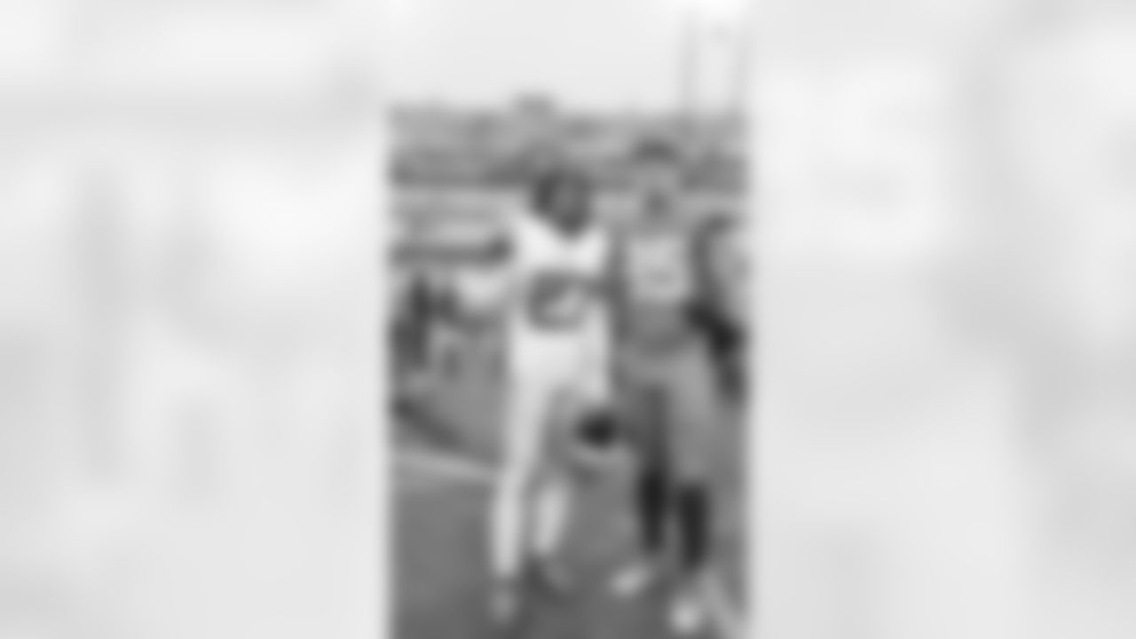 S Ji'Ayor Brown, Jacksonville Jaguars TE Brenton Strange