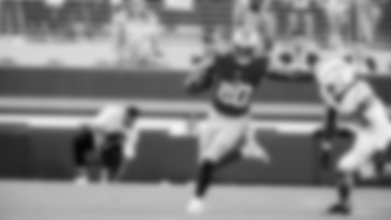 RB Jeff Wilson Jr.