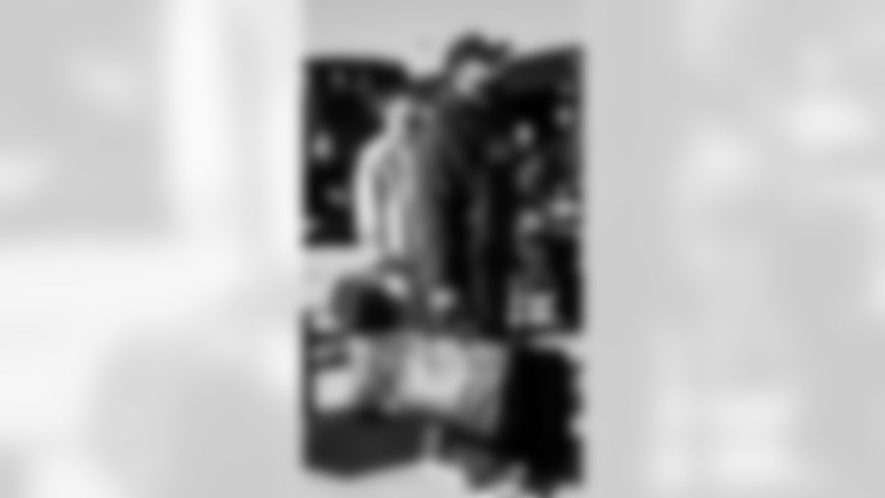 WR Ricky Pearsall, LB Curtis Robinson