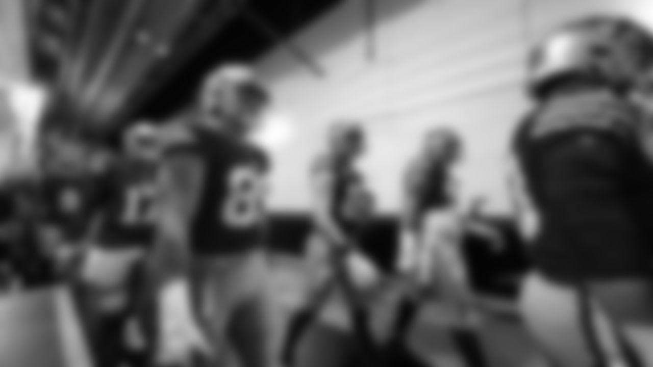 TE Charlie Woerner, TE George Kittle