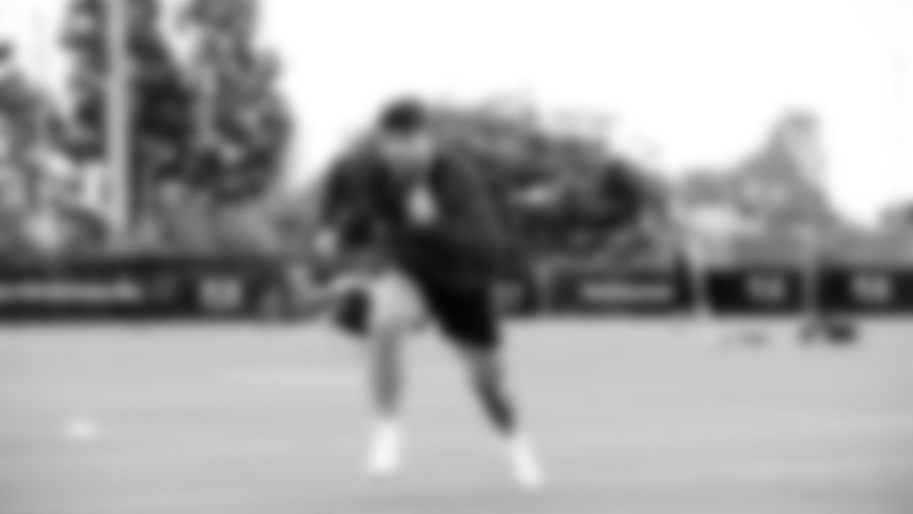 TE Luke Farrell