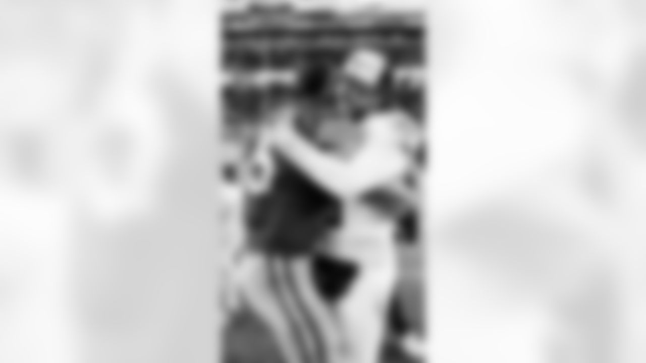 TE George Kittle, Tennessee Titans QB Brandon Allen