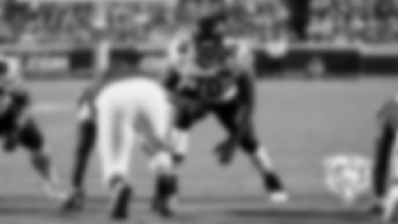 OL Braxton Jones | #70