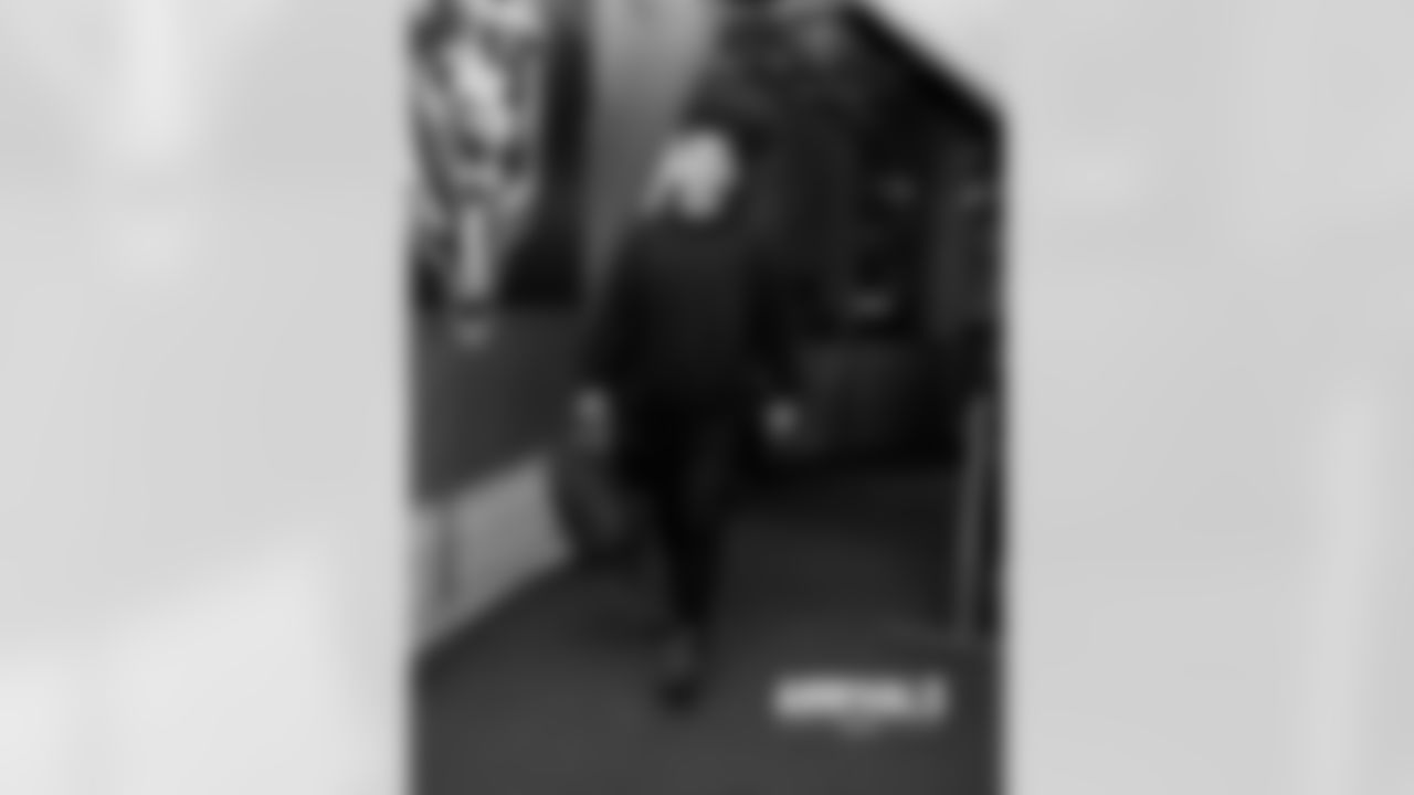 arrivals-01-101925