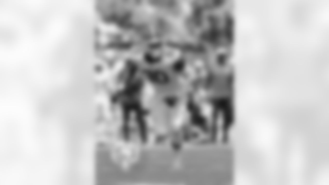 Joe-Tryon-Shoyinka-20