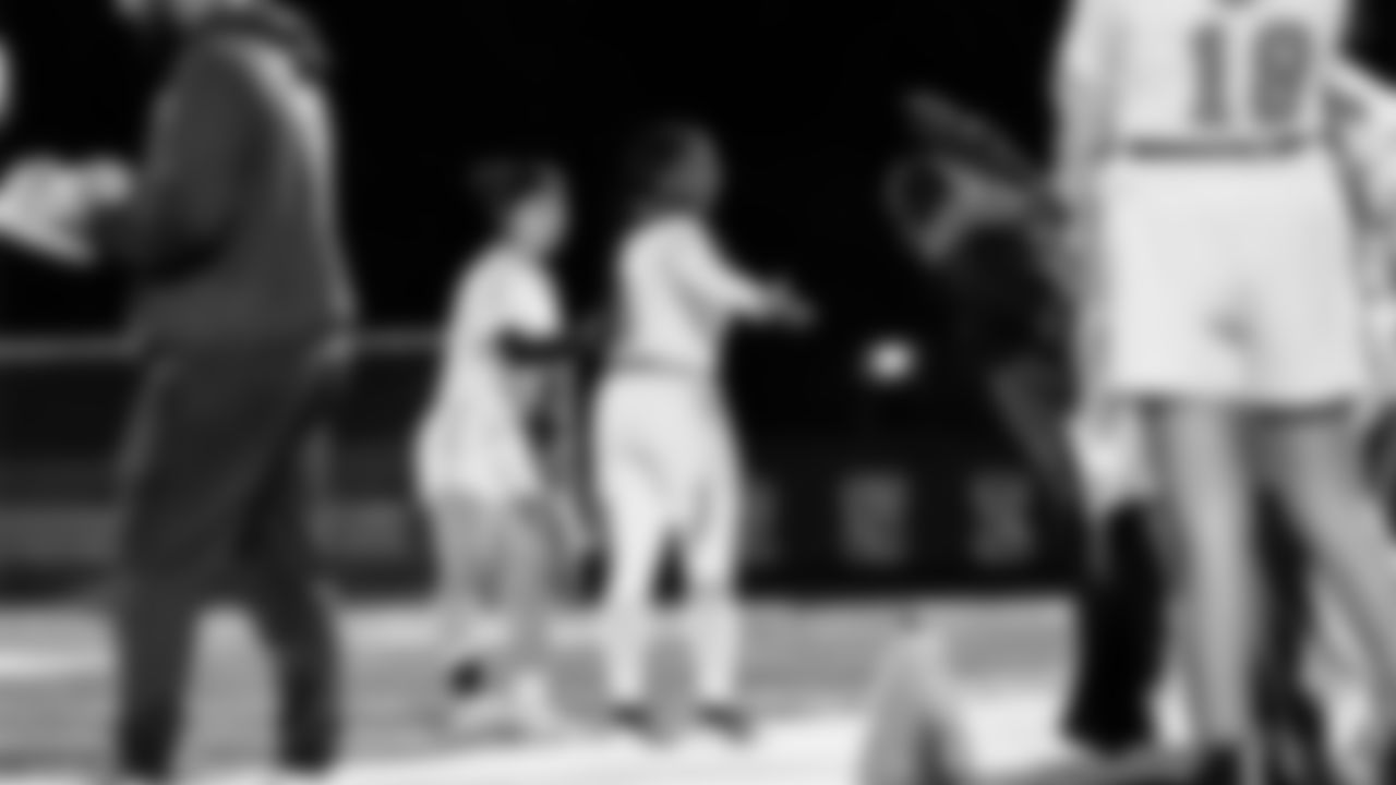 Val _0005__MJ18503.jpg