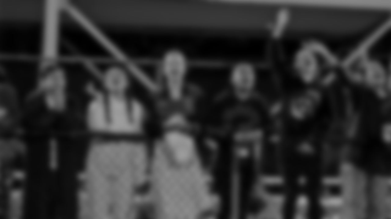 Community _0006__JF21290.jpg