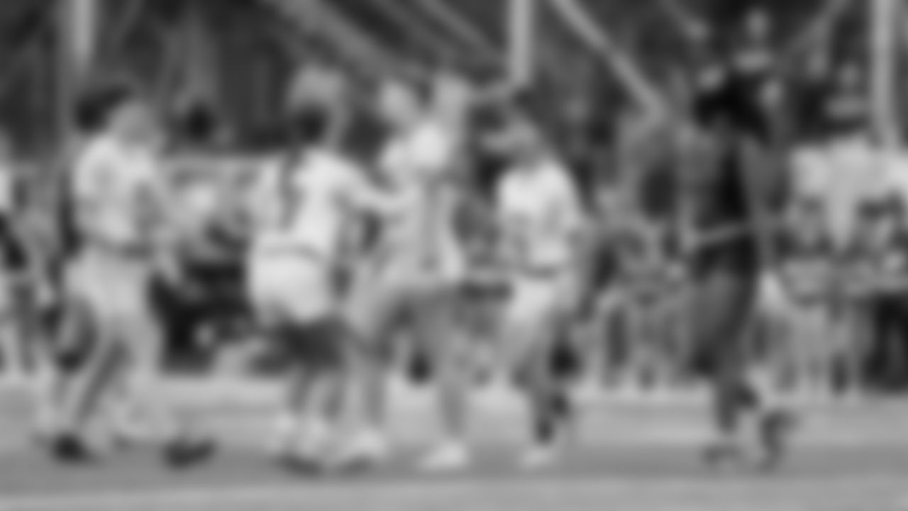 Best of action _0008__MJ10702.jpg