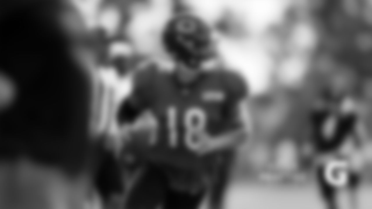 QB Caleb Williams