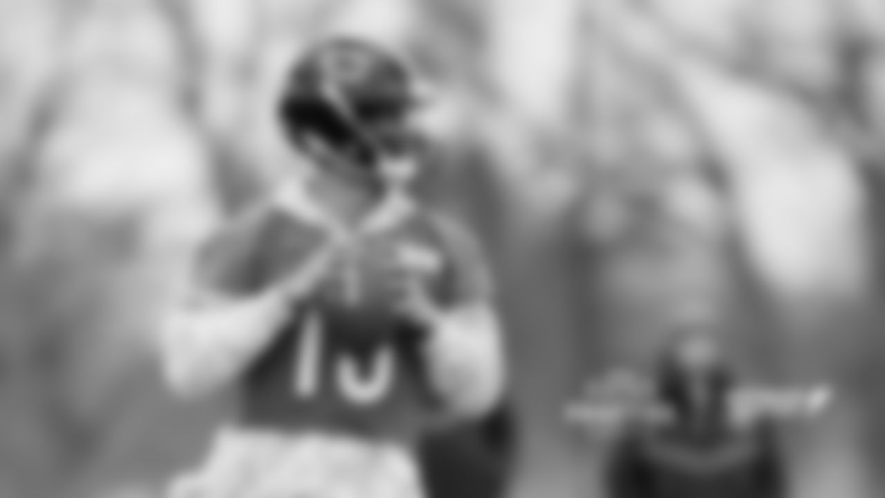 Chicago Bears players and coaches on the field for practice at Halas Hall, Thursday, January 1, 2026, in Lake Forest, Illinois.